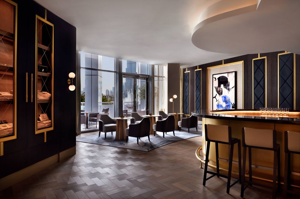 Address Downtown 5*