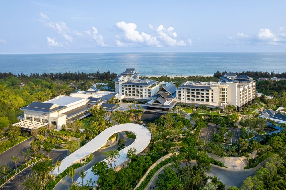 Hotel Indigo Clear Water Bay 5*