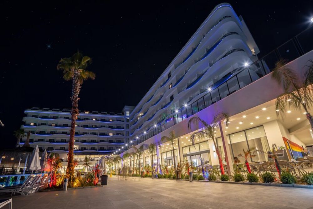 Dream Water World 5*