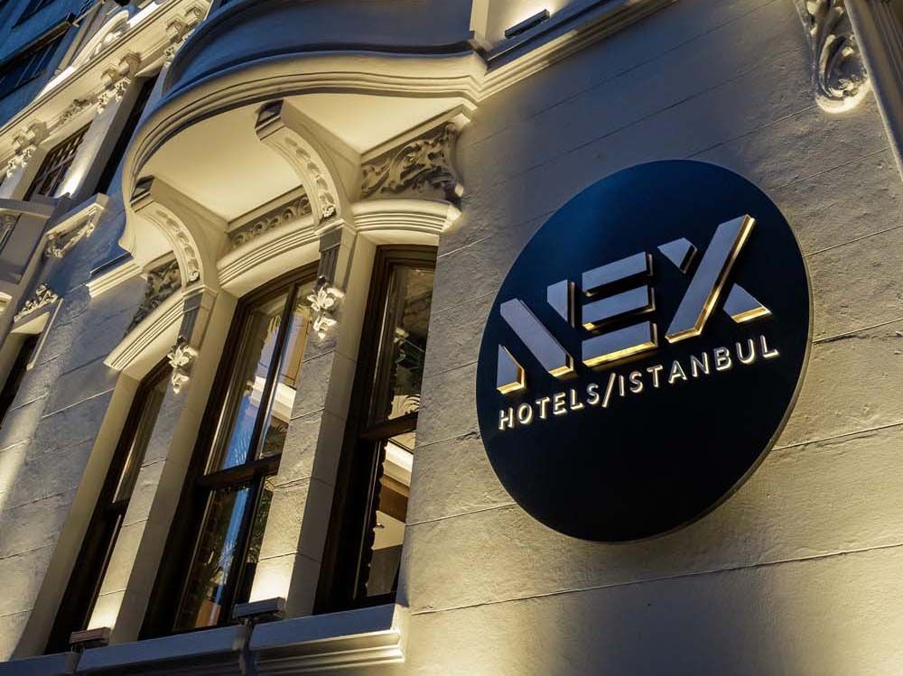 Nex Hotel 4*