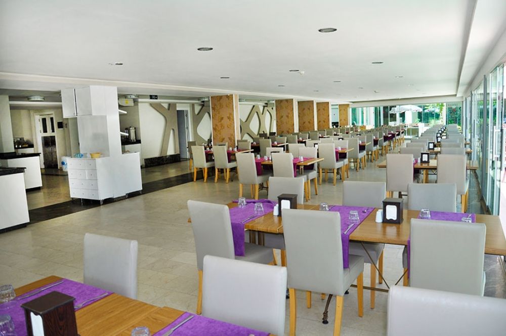 Grand Akca Hotel 4*