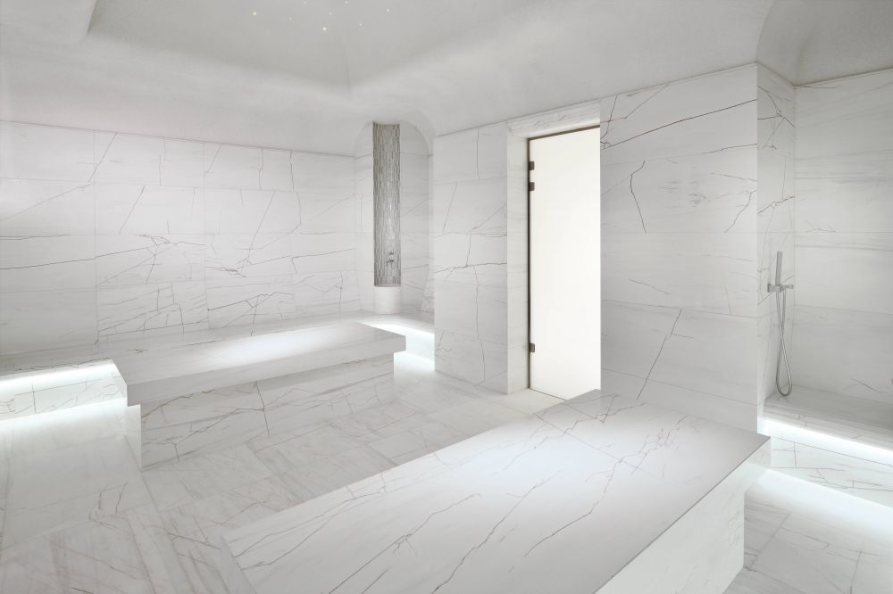 Address Downtown 5*