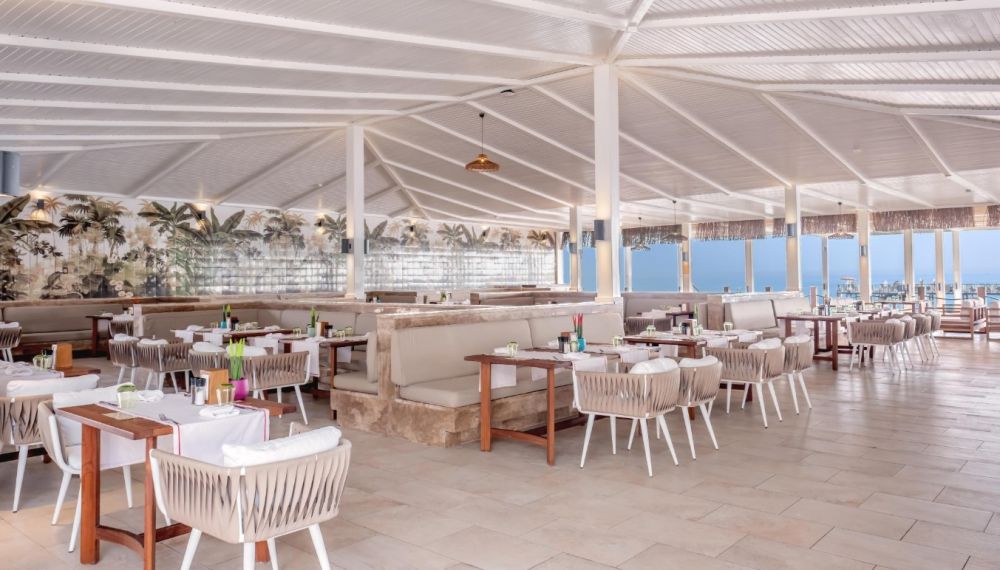Rixos Sungate 5*