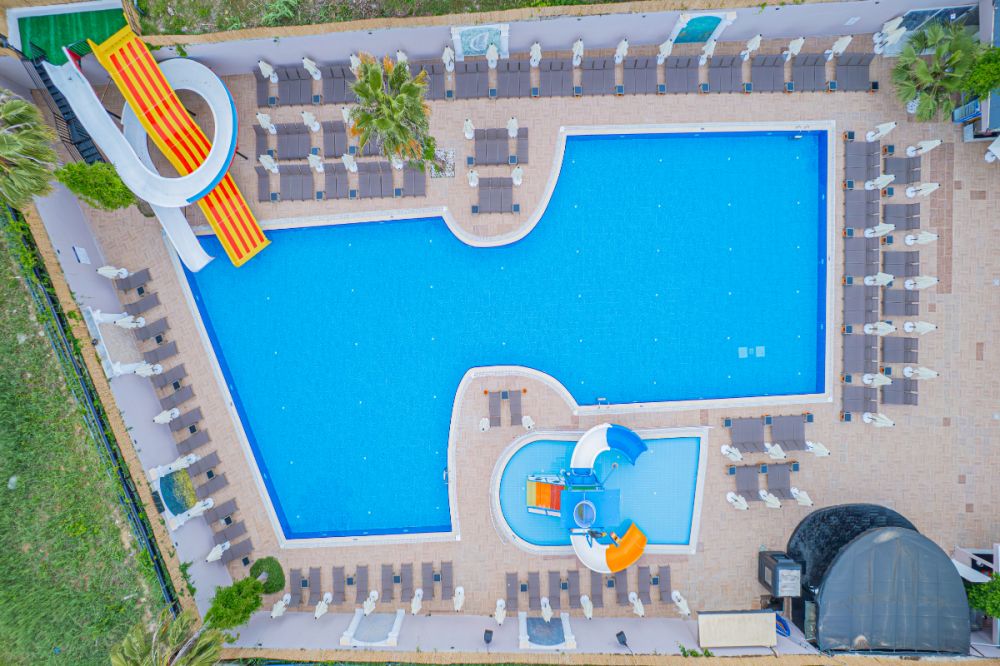 Q Ella Beach Hotel 4*