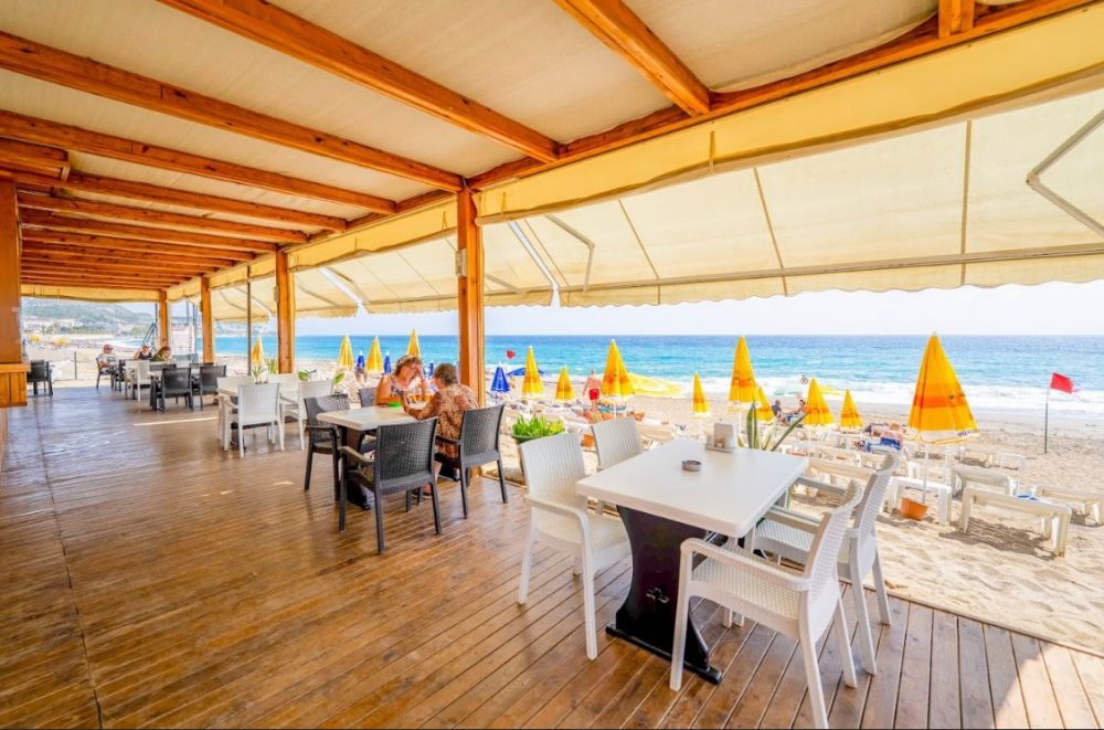 Galaxy Beach 4*