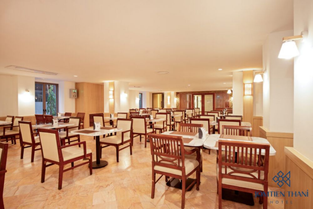 Jomtien Thani Hotel 4*