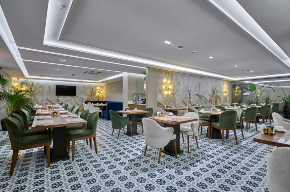 Rayelin Hotels Old City 5*