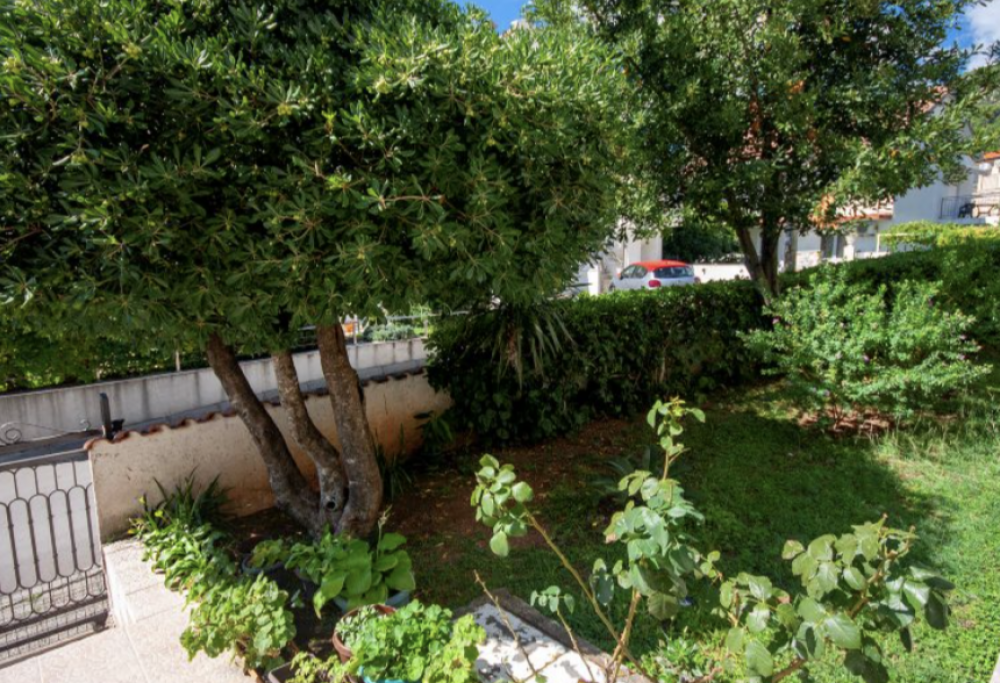 Mare Apartments 3*