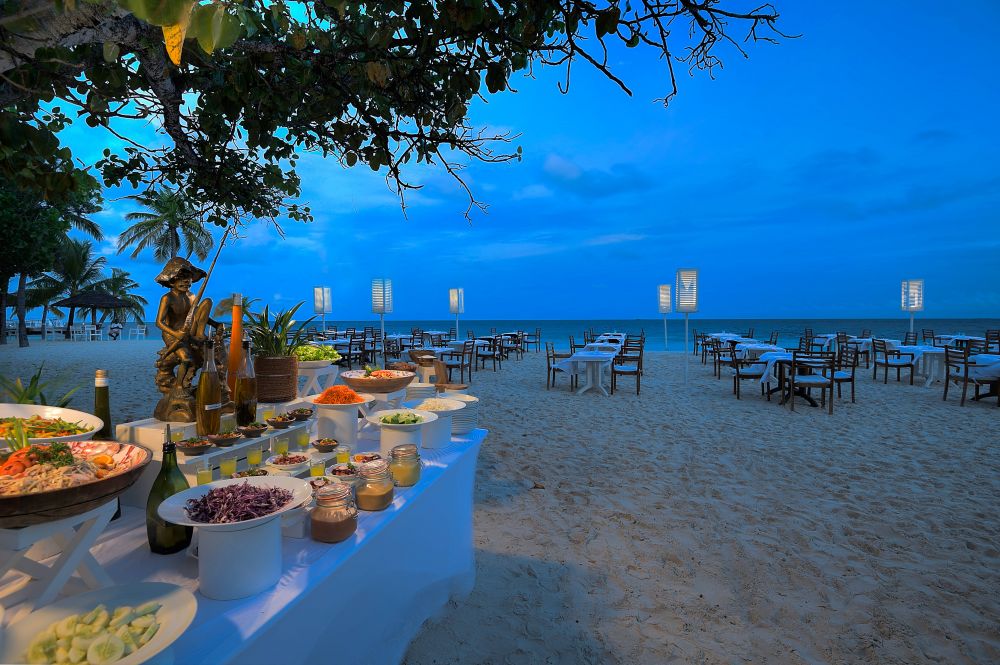 Diamonds Athuruga Island 5*