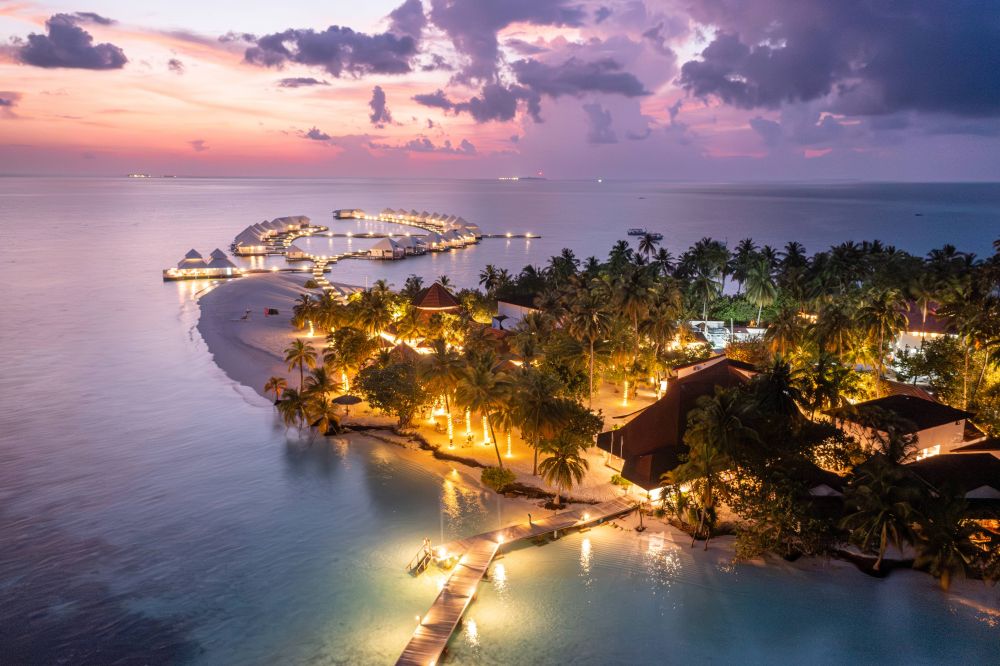Diamonds Athuruga Island 5*