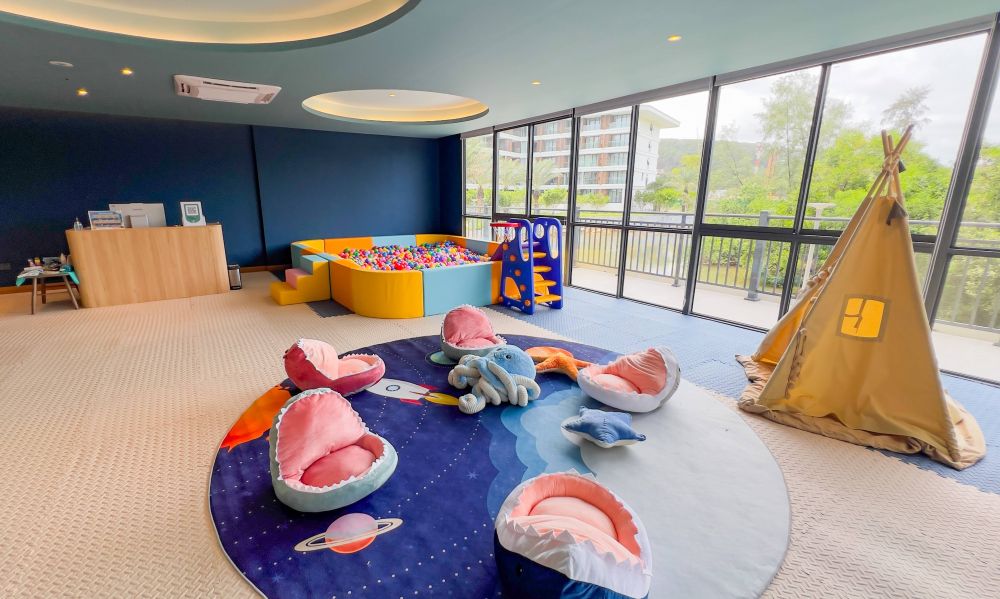 Kora Beach Resort Phuket 5*