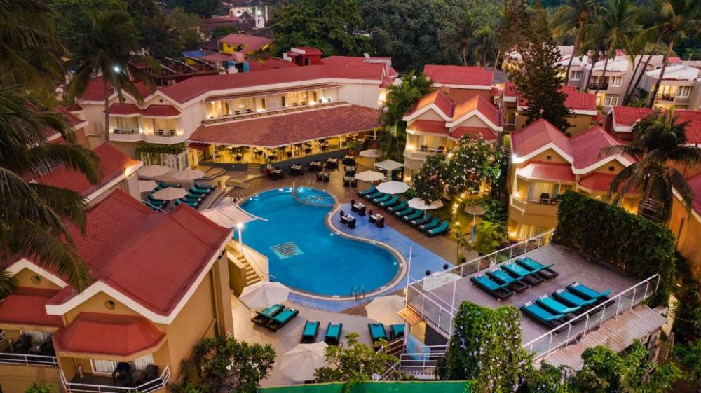 Whispering Palms Beach Resort 4*