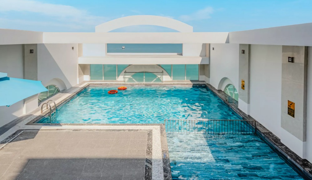 Paracel Beach Hotel 4*