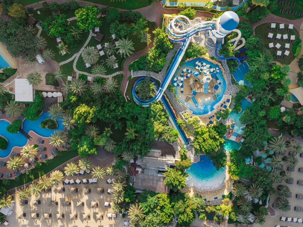 Le Meridien Mina Seyahi Beach Resort & Marina 5*