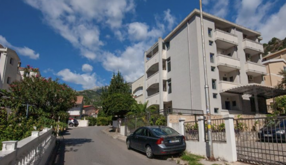 Mare Apartments 3*