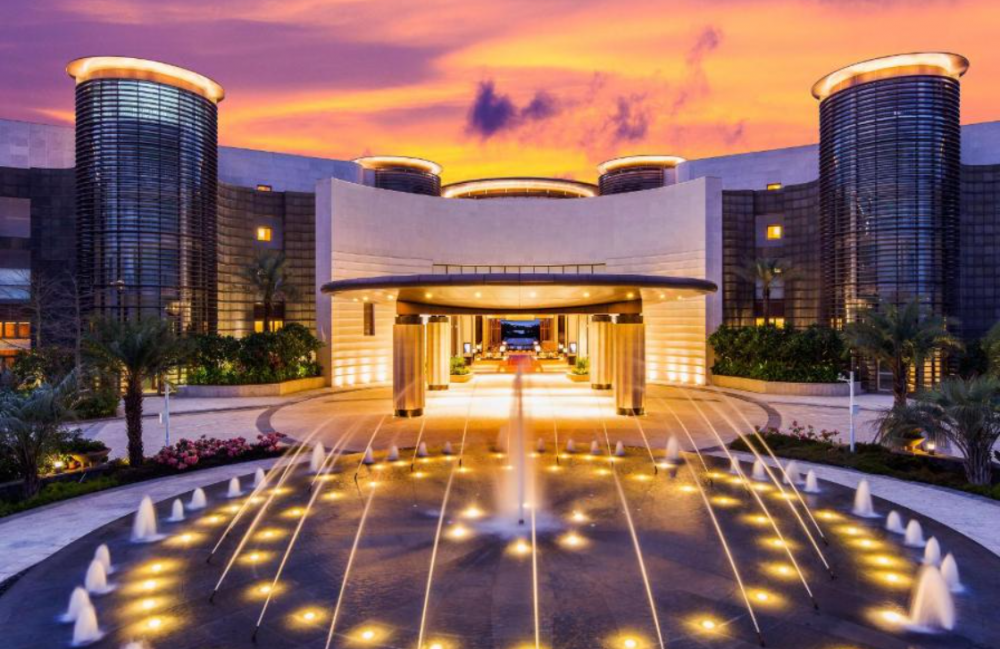 Thousand Cranes Sanya Yazhou Bay,Curio Collection by Hilton 5*