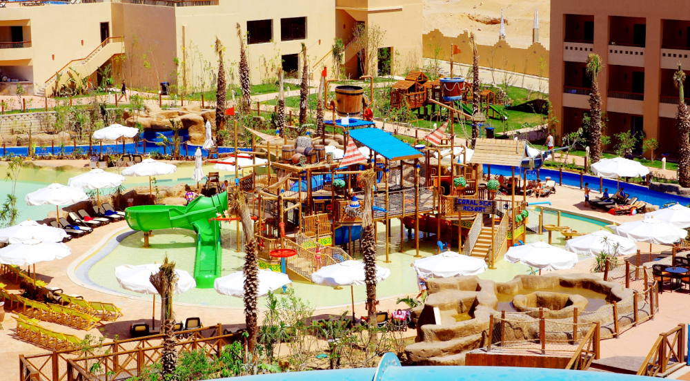 Coral Sea Aqua Club Resort 4*