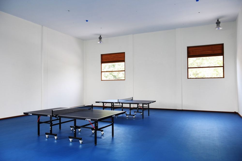 Reethi Faru Resort 4*