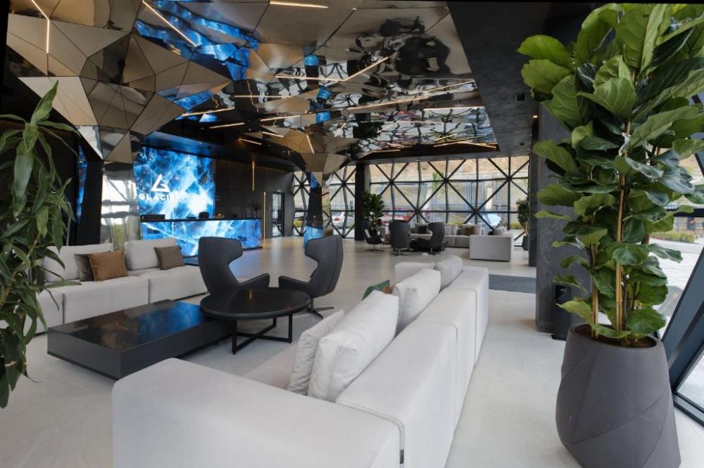 Glacier Premium Apartments 5*