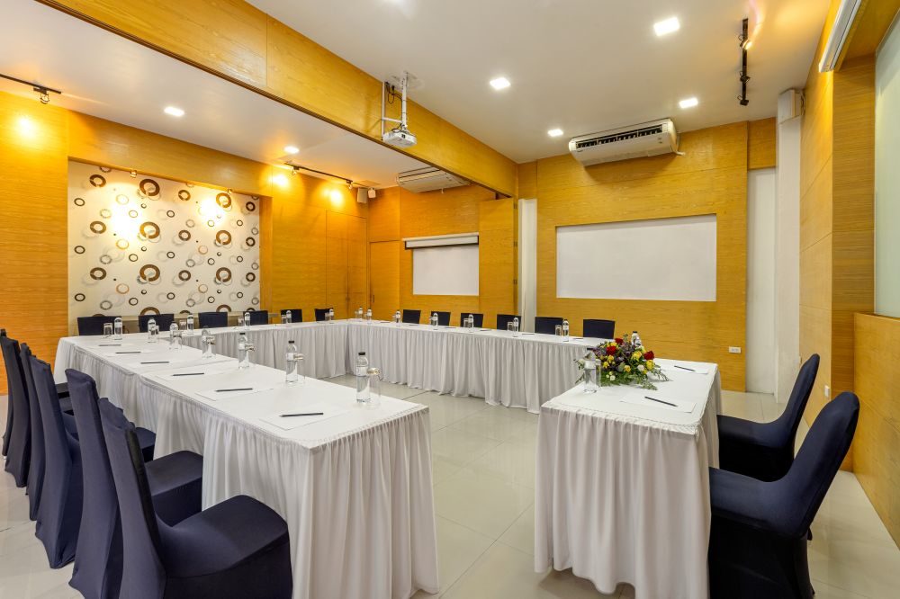 Amata Patong 4*