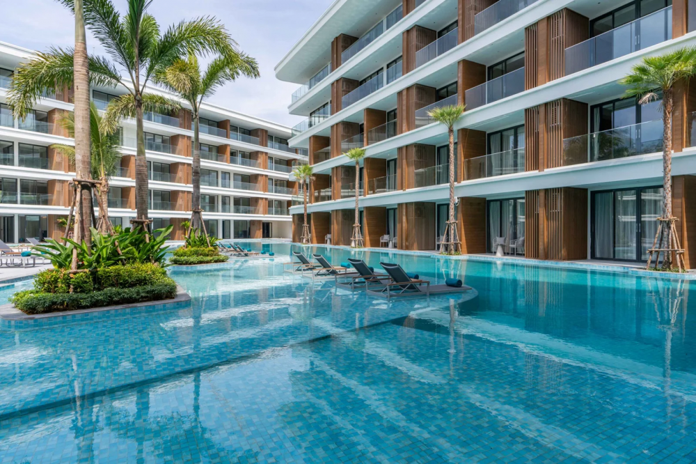 Kora Beach Resort Phuket 5*