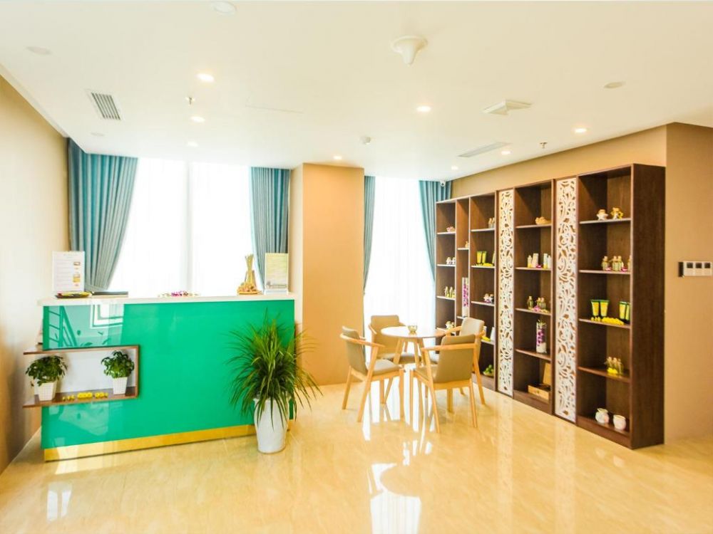 Yarra Ocean Suites Danang 4*