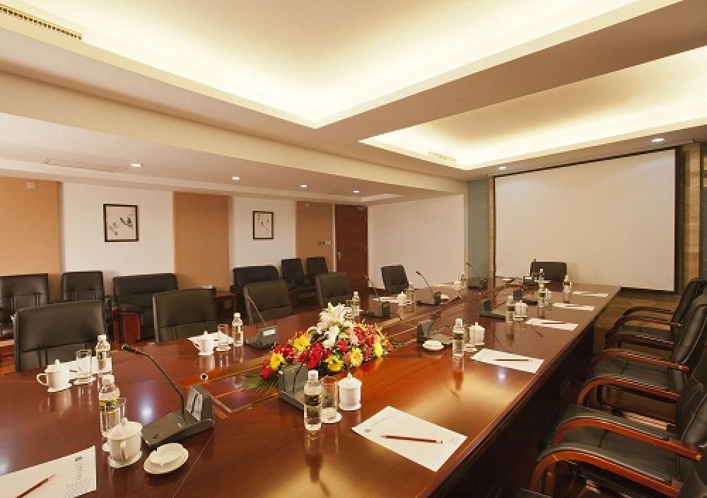 Hyton Hotel Sanya 4*