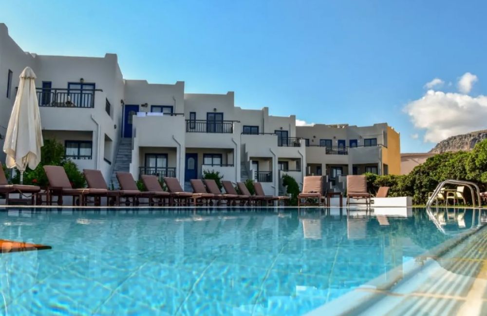 Yria Beach Hotel 4*