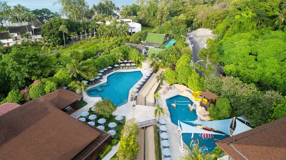 Ozo Phuket 4*