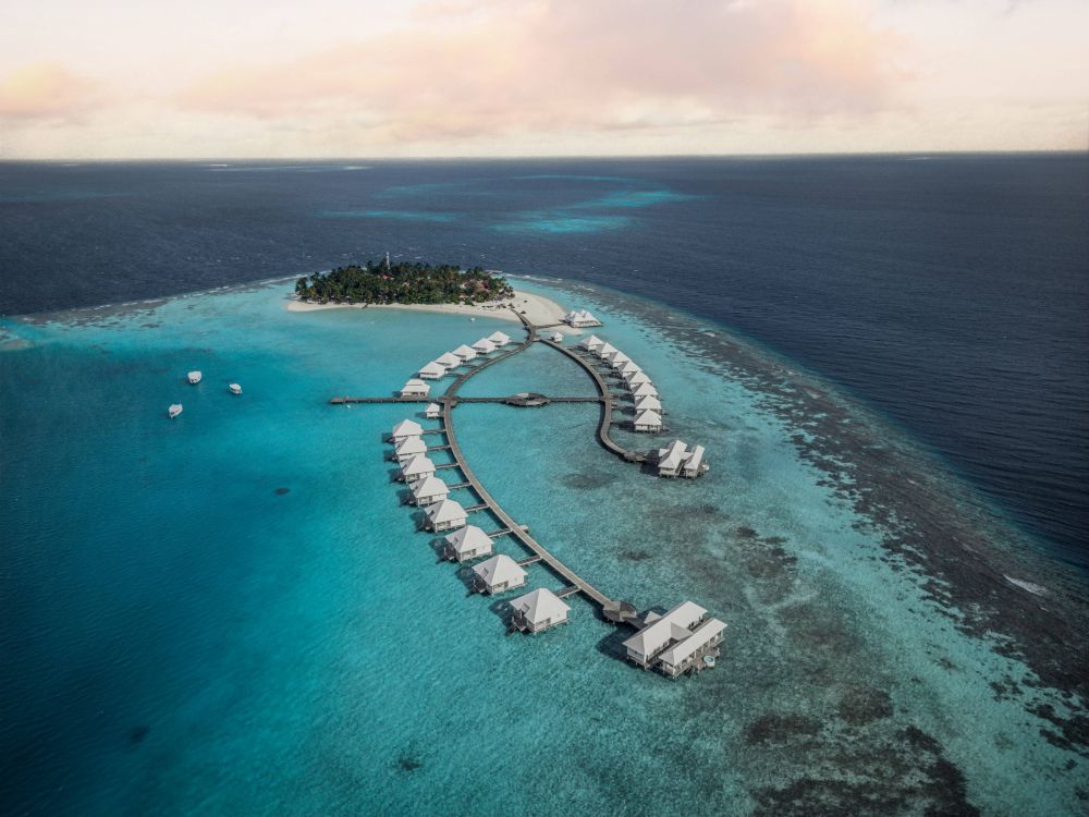Diamonds Athuruga Island 5*