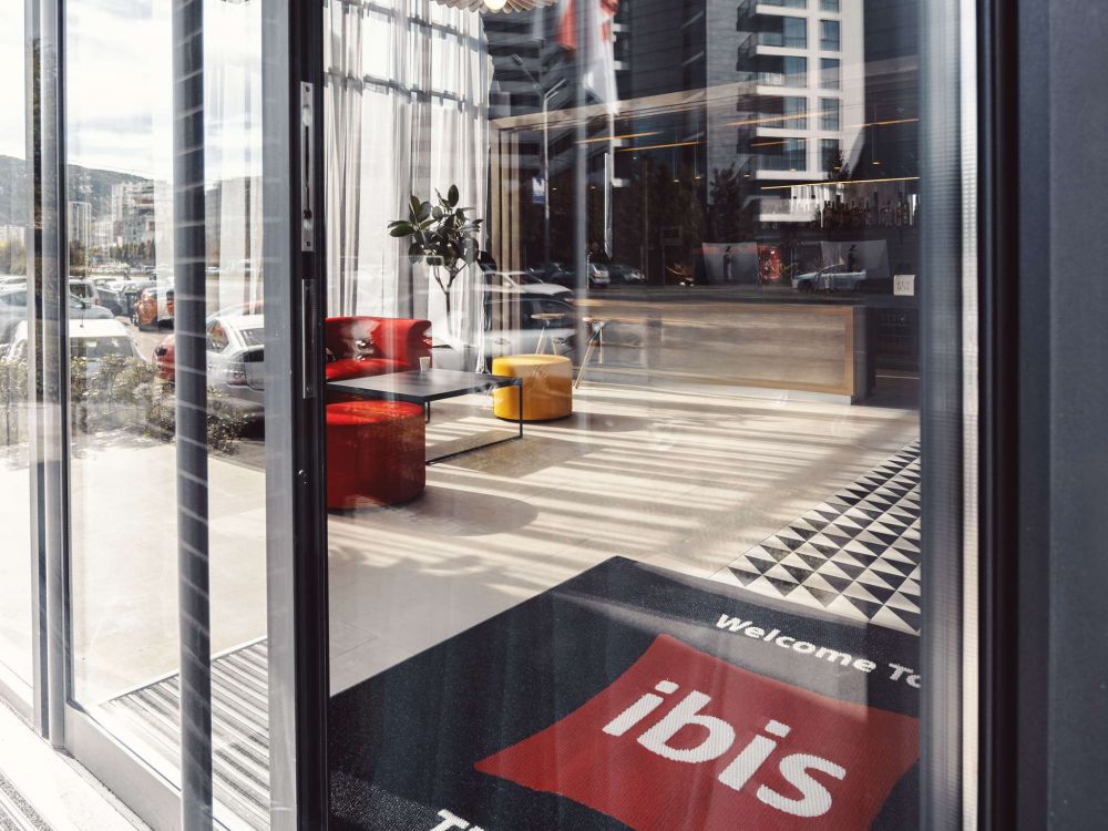 Ibis Tbilisi City 4*