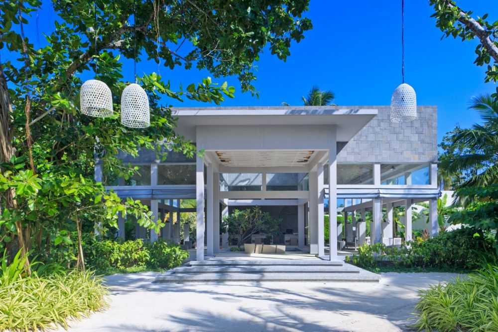 Dhigali Maldives 5*