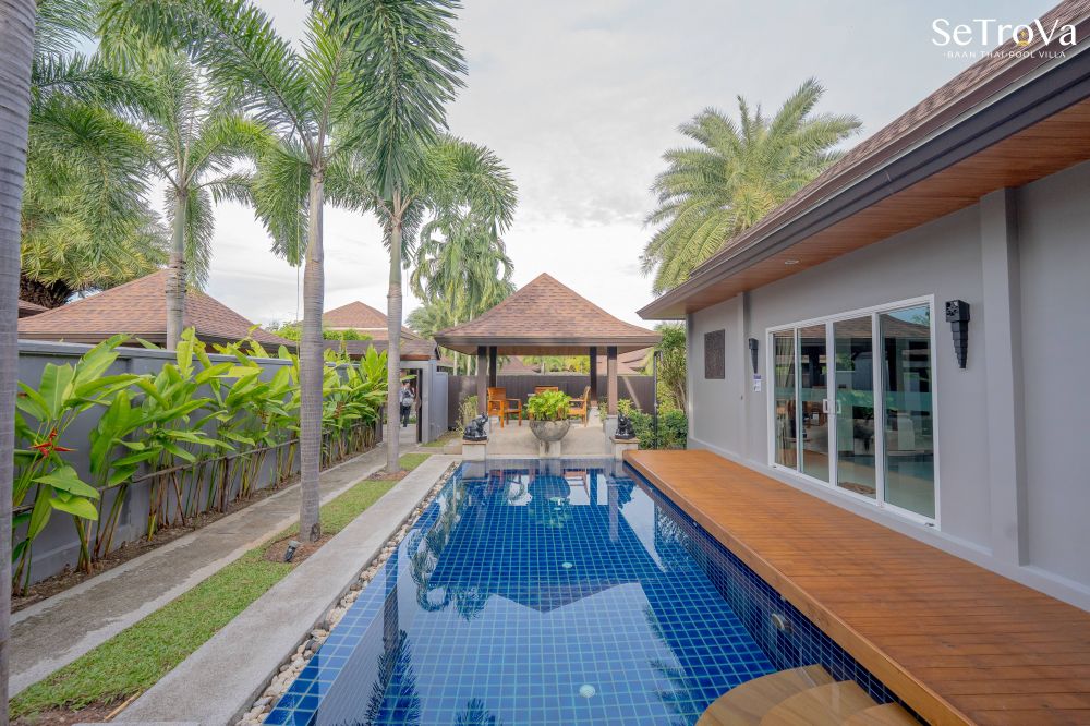 Setrova Nai Harn Grand Pool Villa 