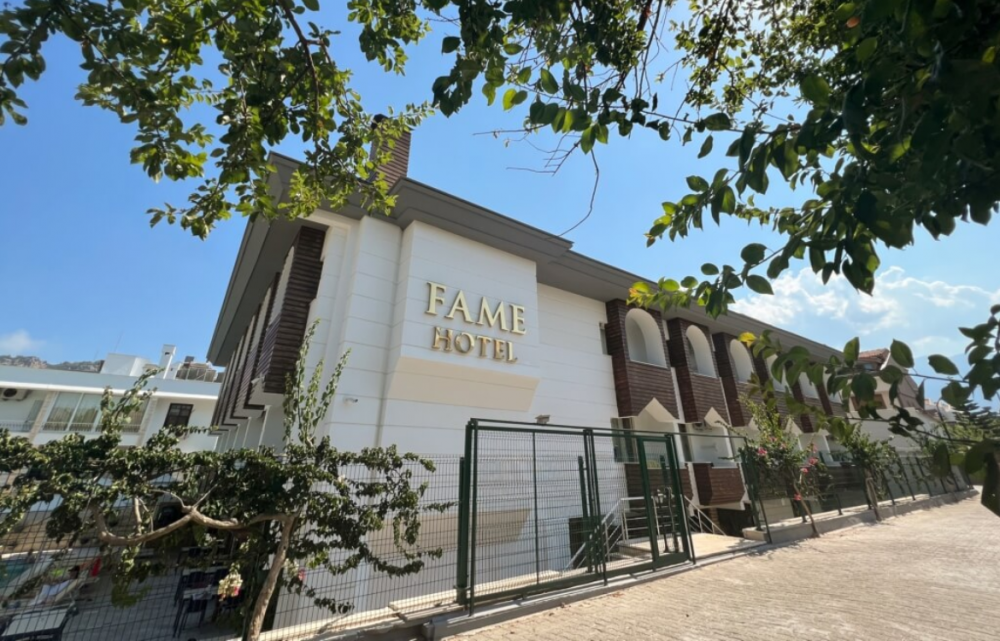 Fame Hotel 3*