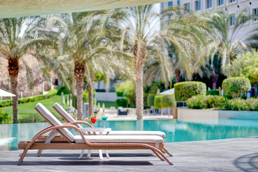 Crowne Plaza Muscat Ocec 4*