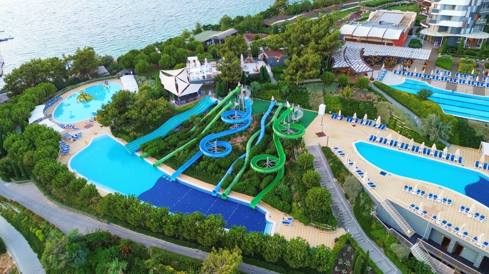 La Blanche Island 5*