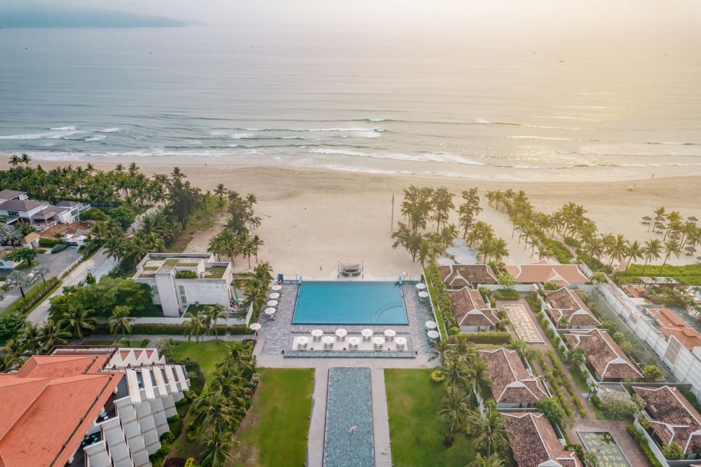 Pullman Danang Beach Resort 5*