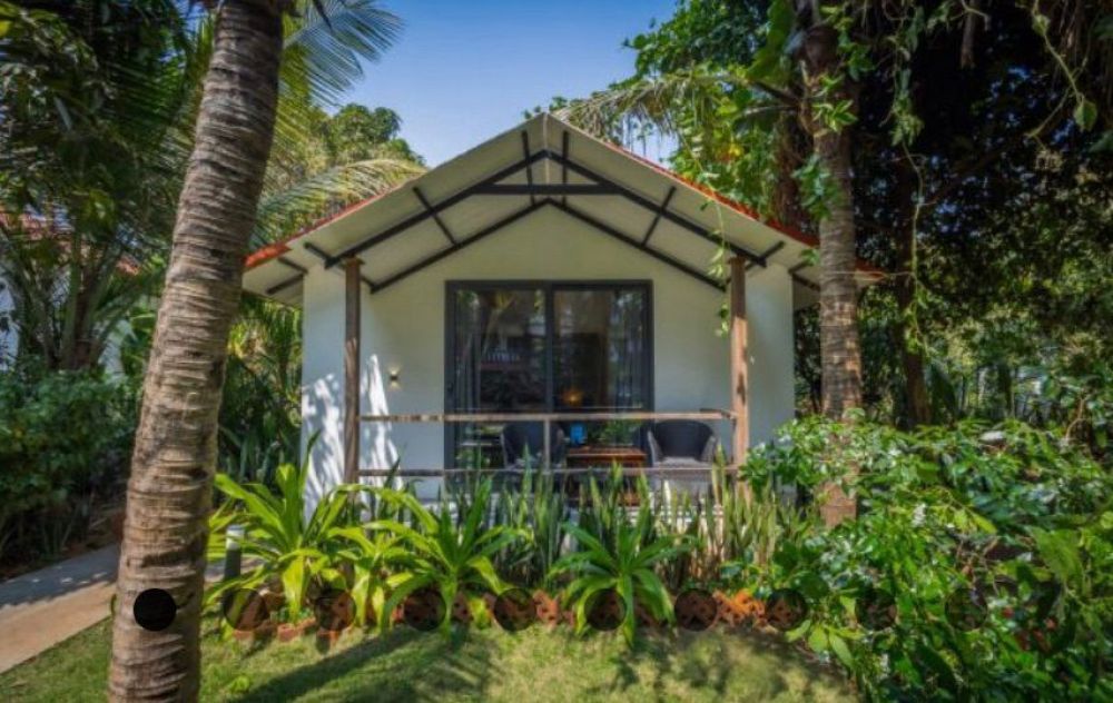 Chalston Beach Resort 3+
