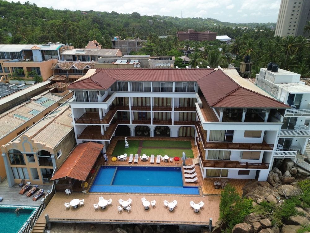 Watergate Resort Unawatuna 3+