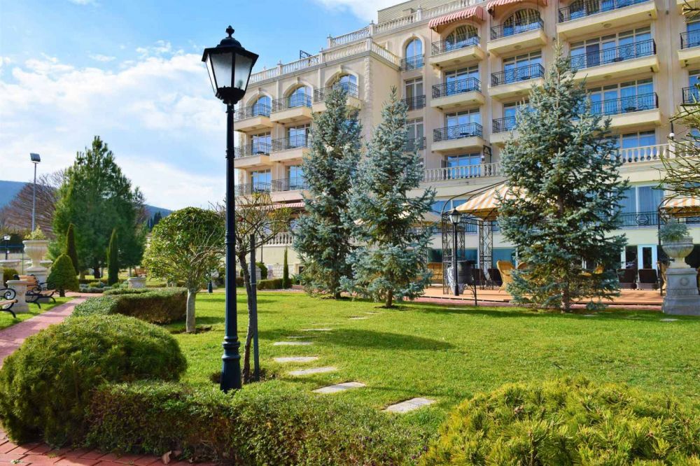 Therma Palace 5*
