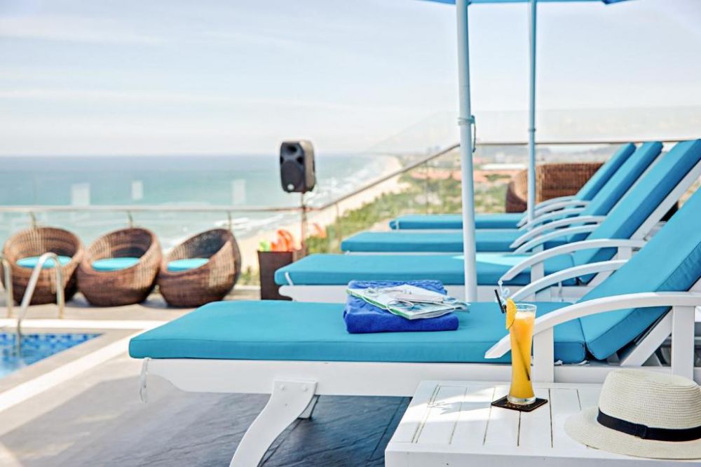 Yarra Ocean Suites Danang 4*