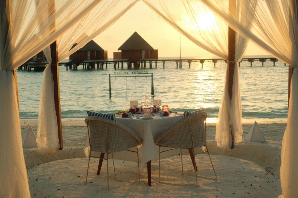 Mercure Maldives Kooddoo 4*