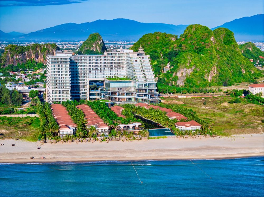 KOI Resort & Residence Da Nang 5*