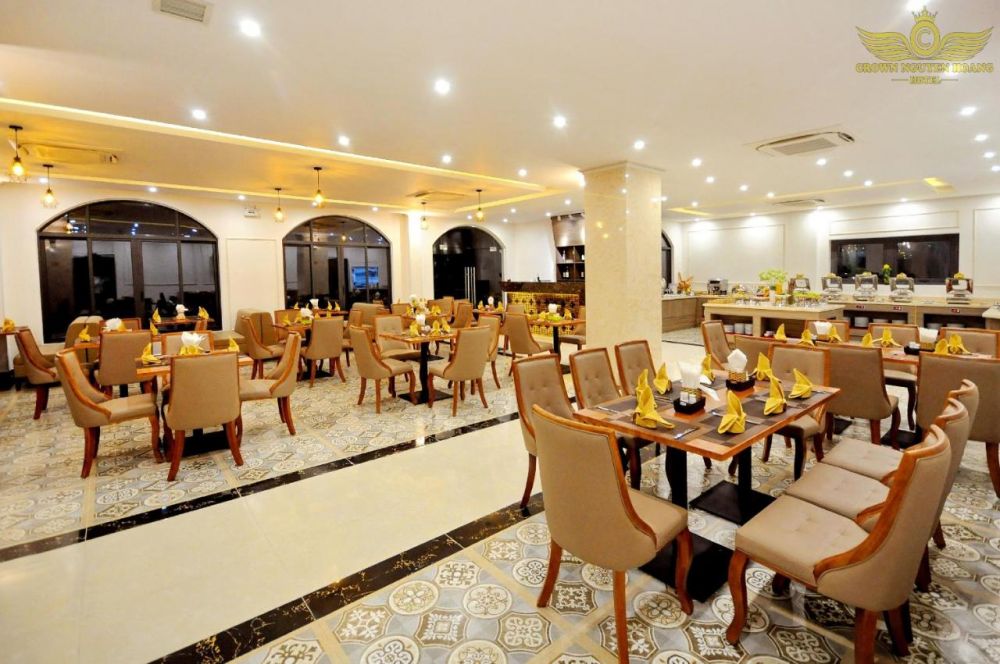 Crown Nguyen Hoang 4*