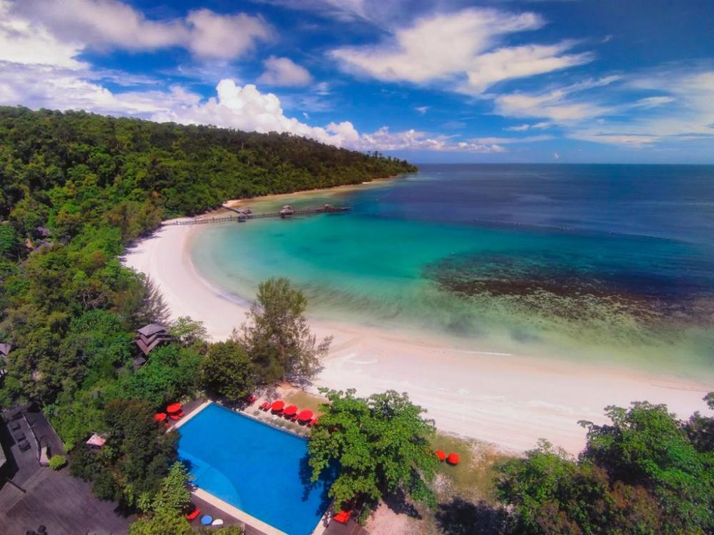 Bunga Raya Island Resort & Spa 5*