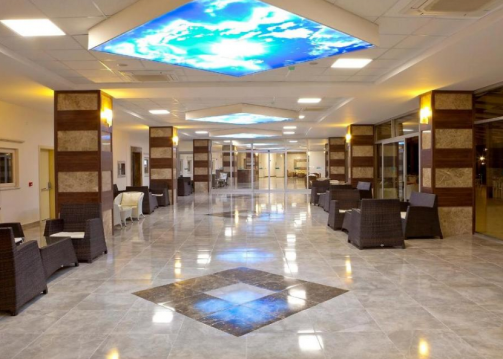 Royal Beach Club Hotel 4*