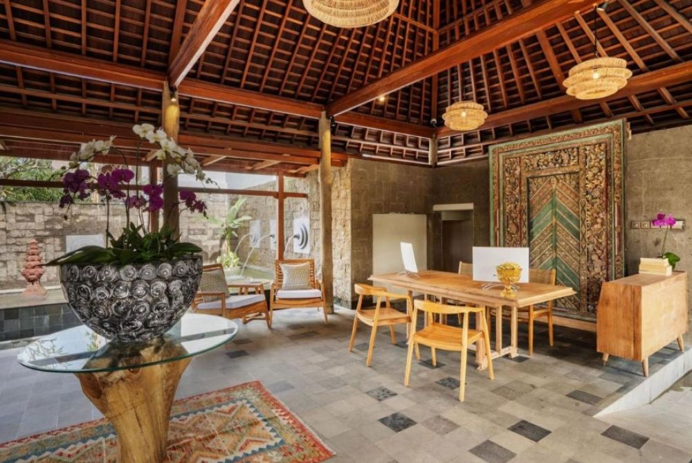 Dinara Ubud Hotel 4*