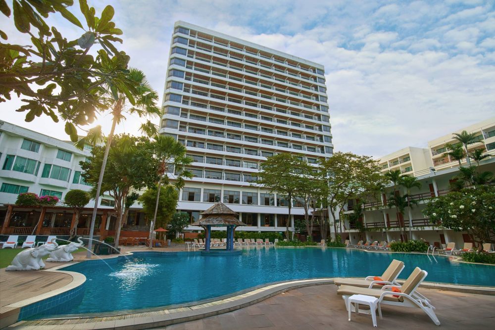 Cosy Beach Hotel 3+