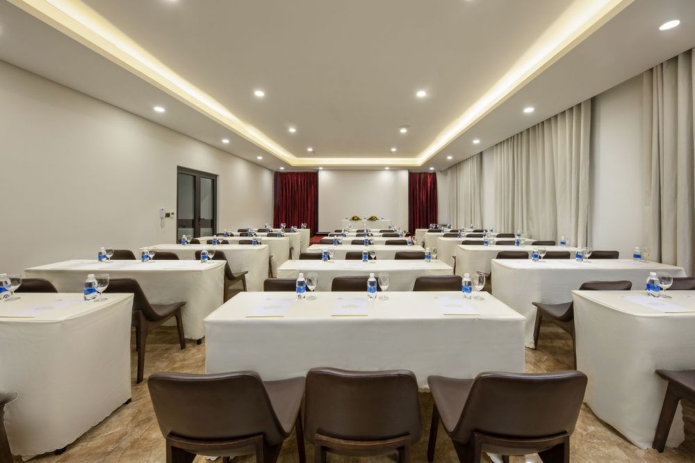 Golden Lotus Hotel Da Nang 4*