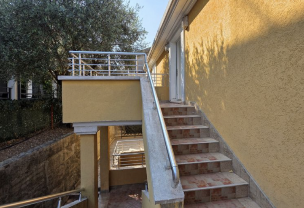 Vuksanovic Apartments 3*